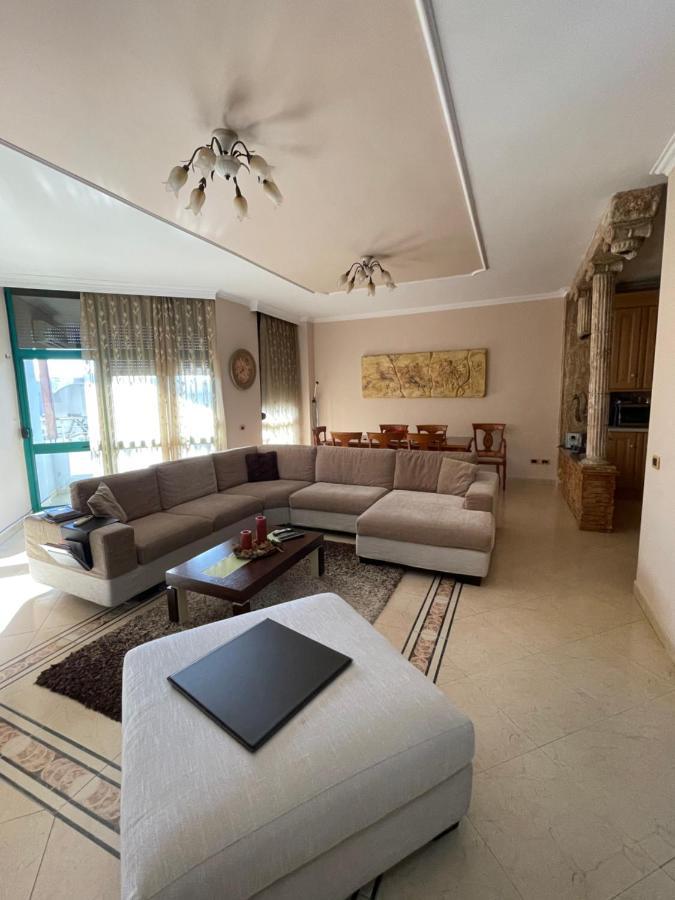 Luxury Center Apartment Tirana Exterior photo